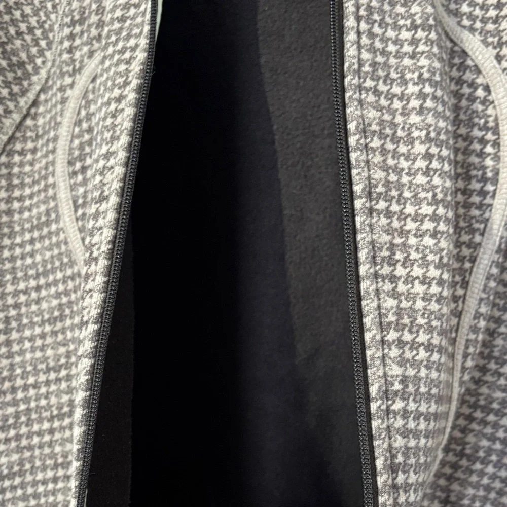 Lululemon Scuba Full Zip Hoodie – Brown Patterned - Picture 5 of 7